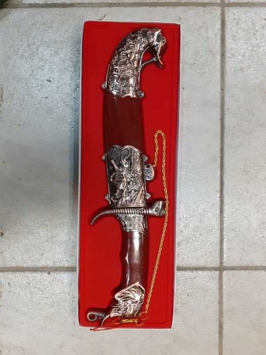 Красив източен нож,кинжал,кортик,кама