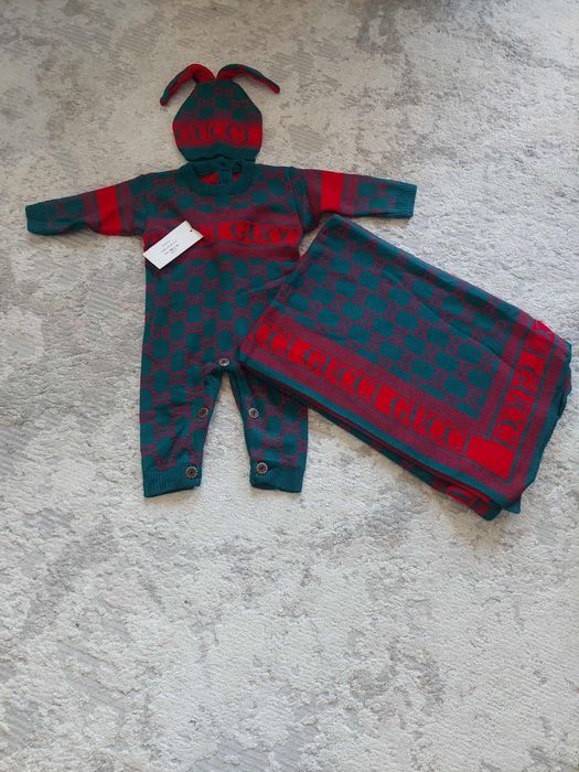 Бебешки Ромпър,Одеяло, шапка