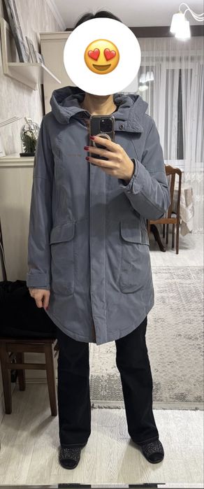 Продам куртку женскую