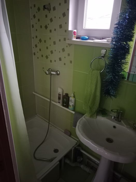 Продаётся дом большой и тёплый.