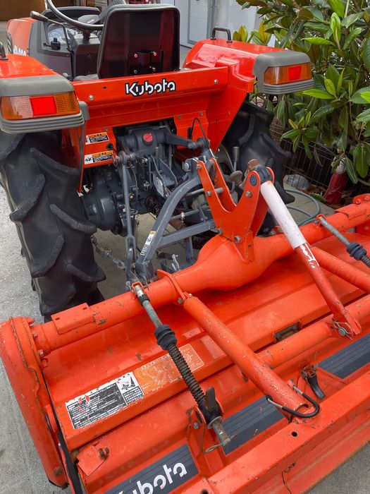 Tractor japonez Kubota GL-220,4x4