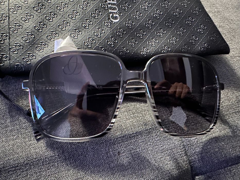 Слънчеви очила Guess