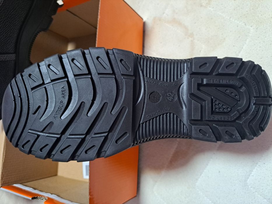 Мъжки обувки-боти-есенни-зимни 42