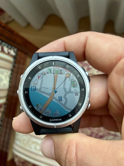 Vand Garmin Fenix 5s Plus cu GPS / harti / muzica