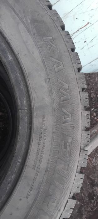 Продам шины на  р 15 /205/60