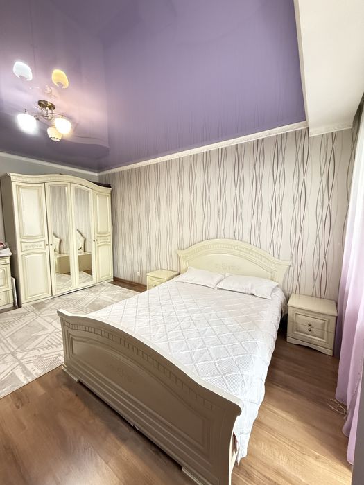 Спальный гарнитур сатылады