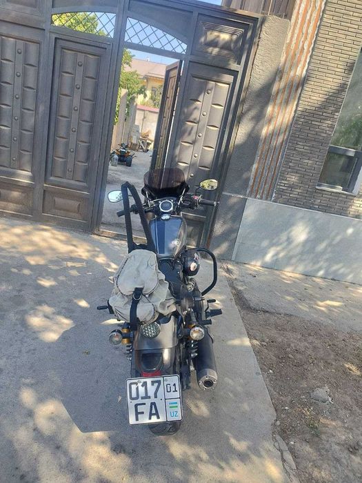 Мотоцикл Yamaxa Bolt XVS950 чоппер