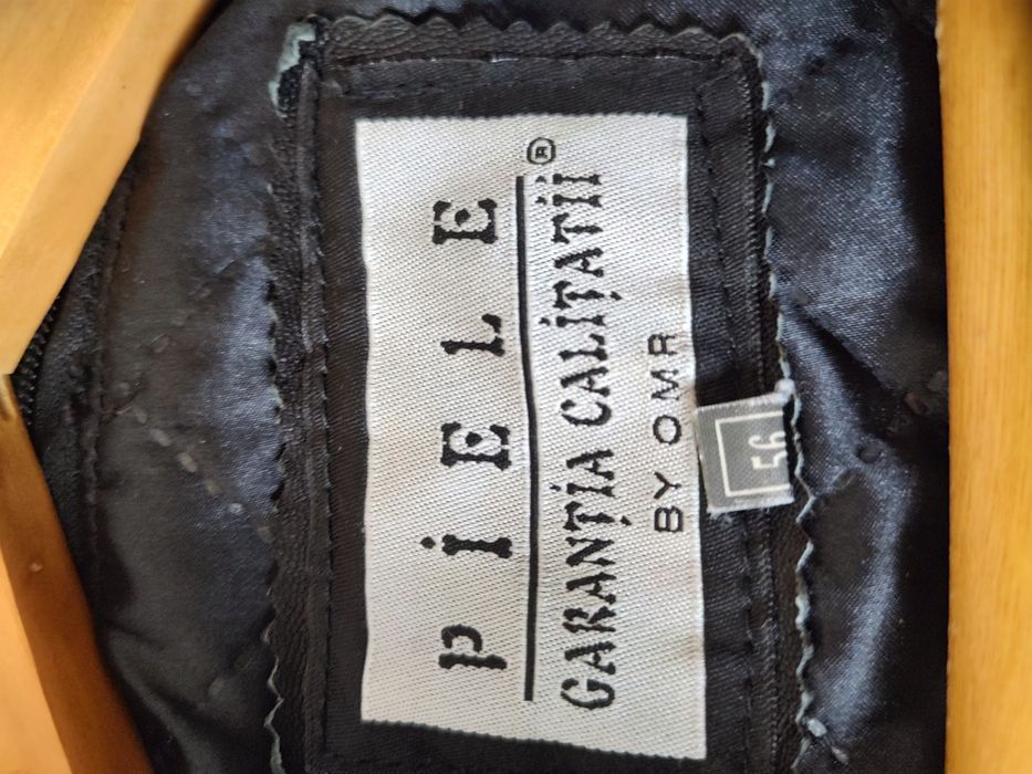 Geaca piele marimea 56