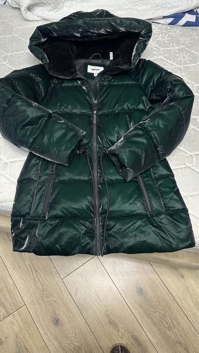 Куртка зимняя бренд DKNY