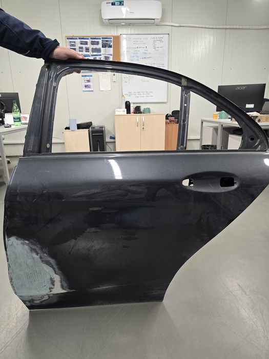 Usa stanga spate Mercedes C Class W205 - reconditionata