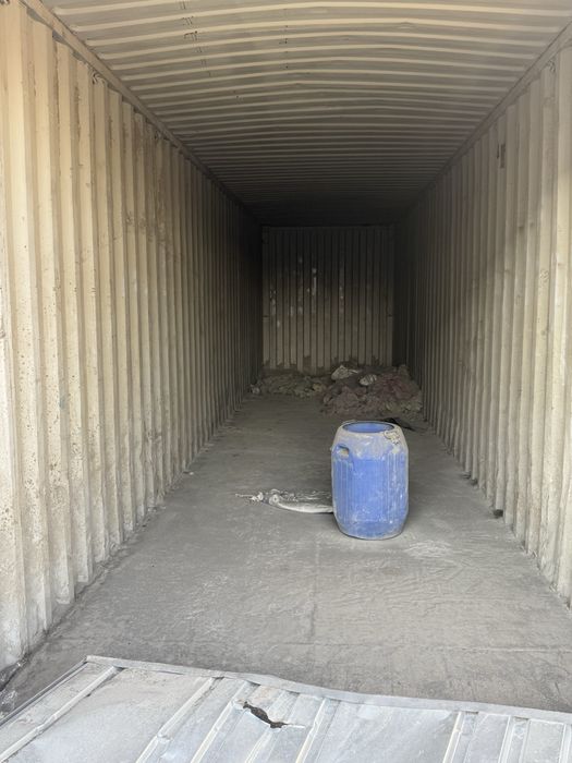 контейнер сотилади 12 метир