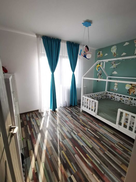 Casa de vanzare mobilata si utilata complet
