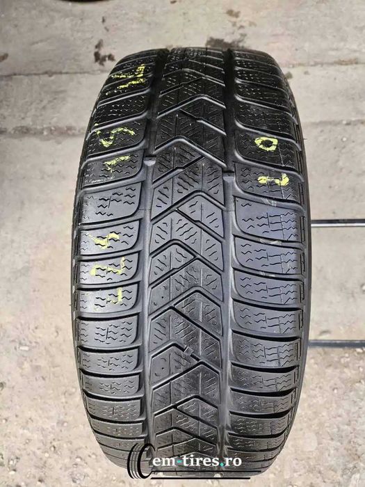 225/45 R18 • Iarna • Pirelli Sottozero 3 95H | 1 buc | Pret/buc