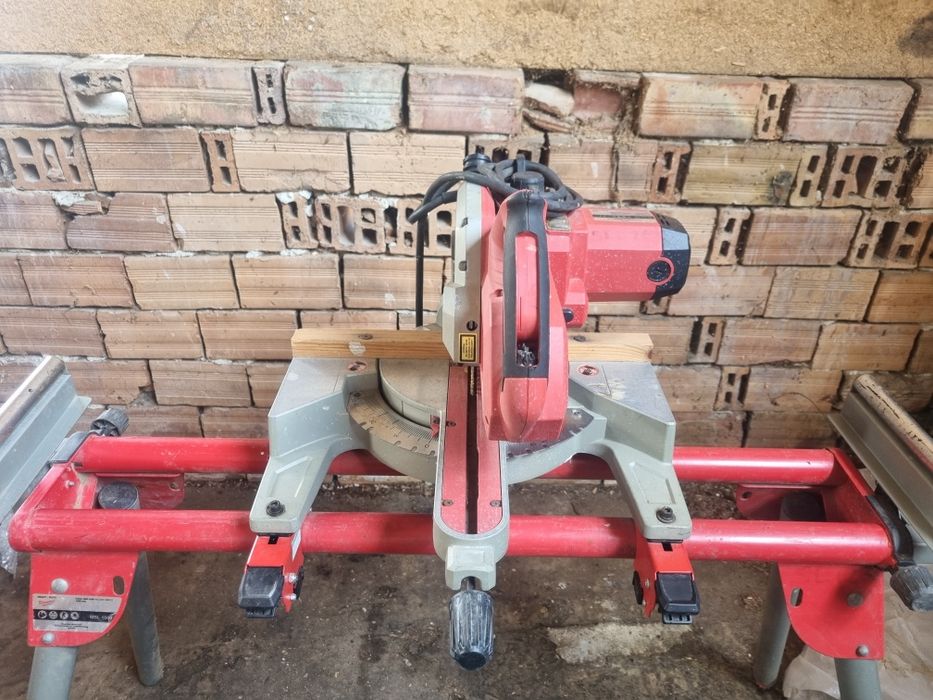 Електрически потапящ циркуляр MILWAUKEE MS 216 SB