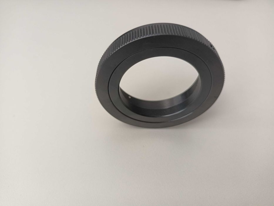 T mount адаптер за DSLR камери