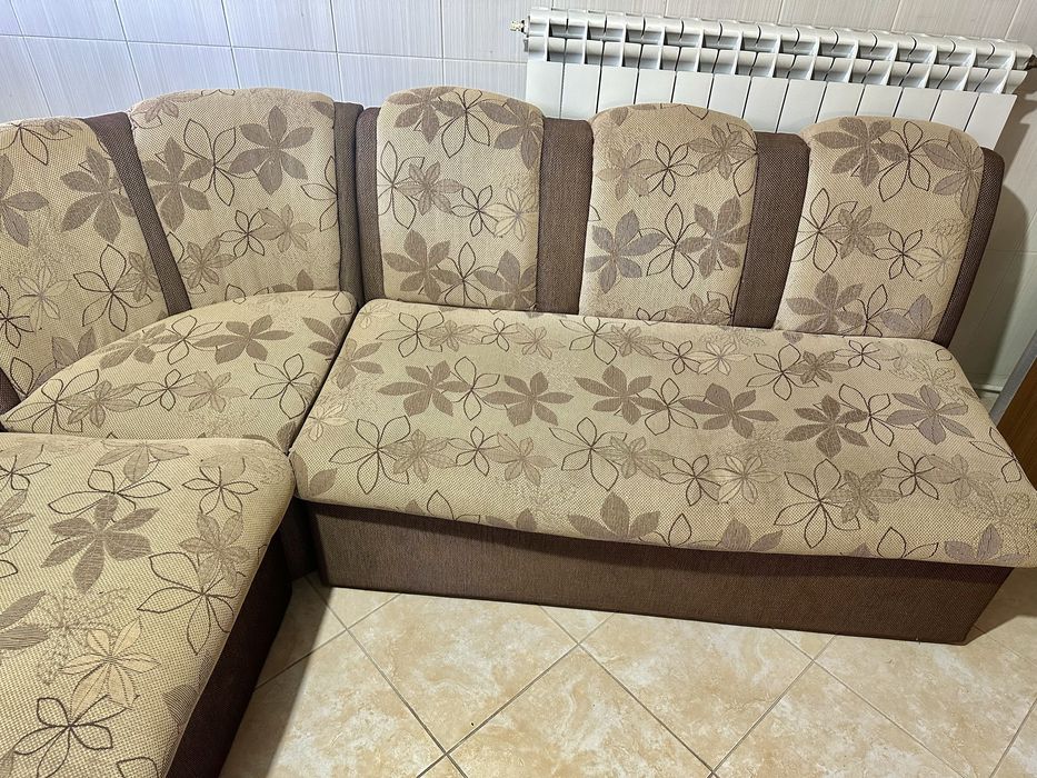 Ъглов диван без забележки