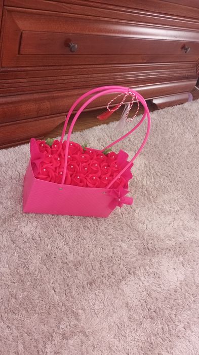 Aranjament din trandafiri de săpun