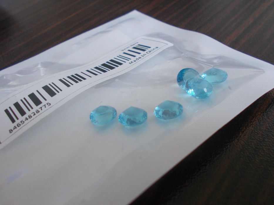 Синтетични Сапфири от морско стъкло