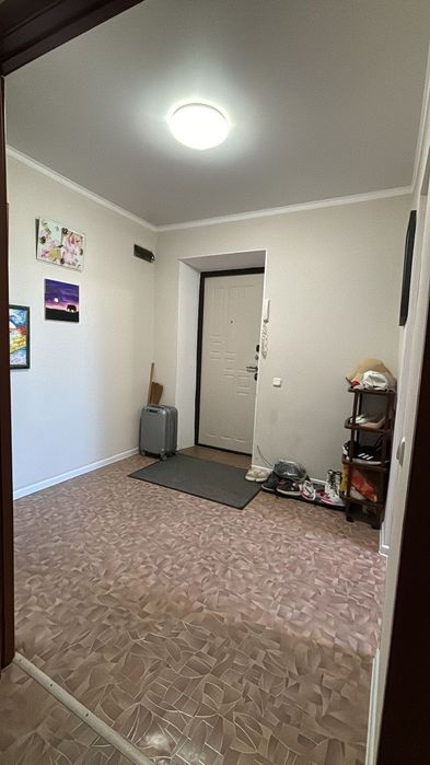 Продам 2х-комн квартиру