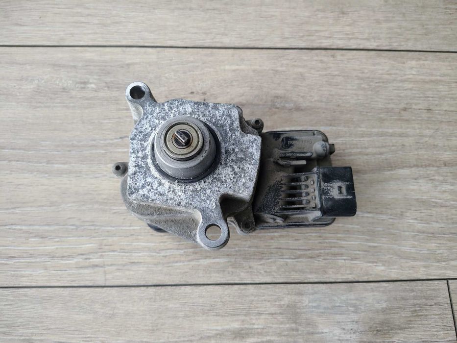 Моторче (актуатор) раздатка BMW F10/F11/F01/F31/F32/F25