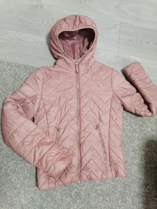 Дамски якета за сезона, размер M, 20 лв.