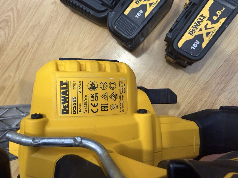 Dewalt DCS565 Ръчен Циркуляр