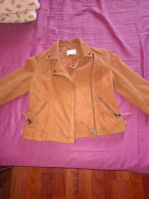 Geaca din piele intoarsa