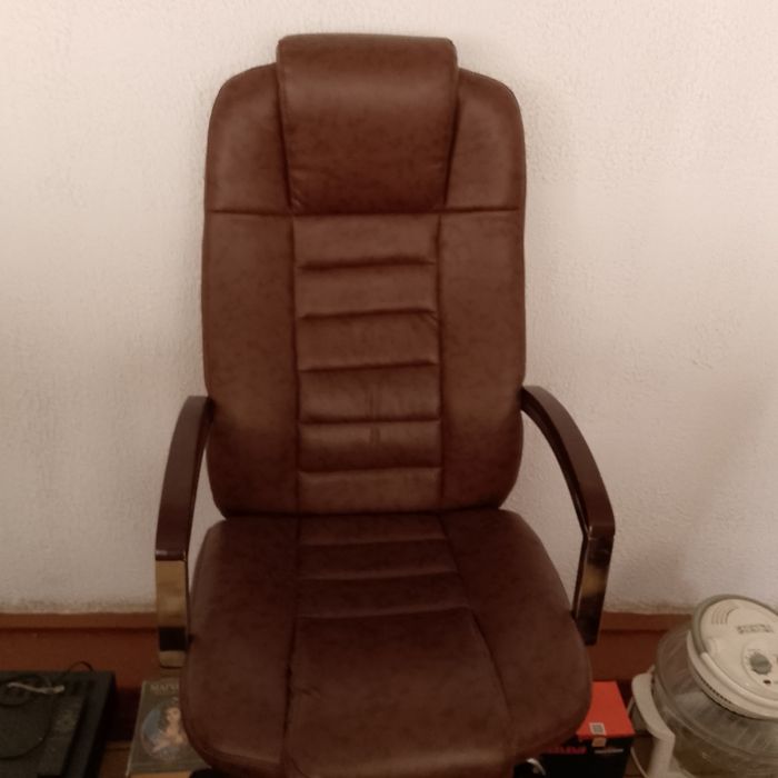 Офис стул янги холати яхши