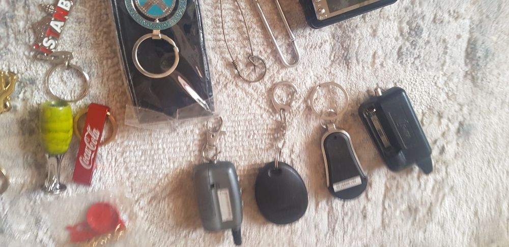 Продам брелки для ключей