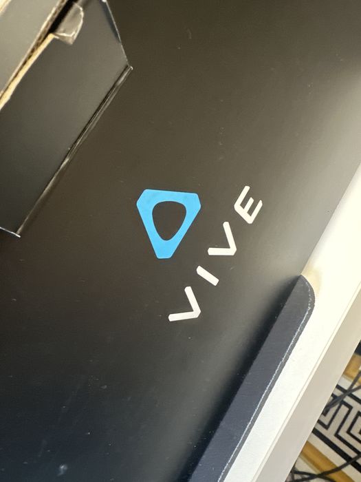 Система виртуальной реальности Vive cosmos