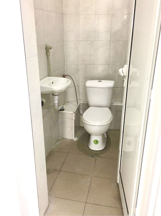 Дава се под наем Магазин в Пещера - 33 кв.м за 306 € - Снимка #2