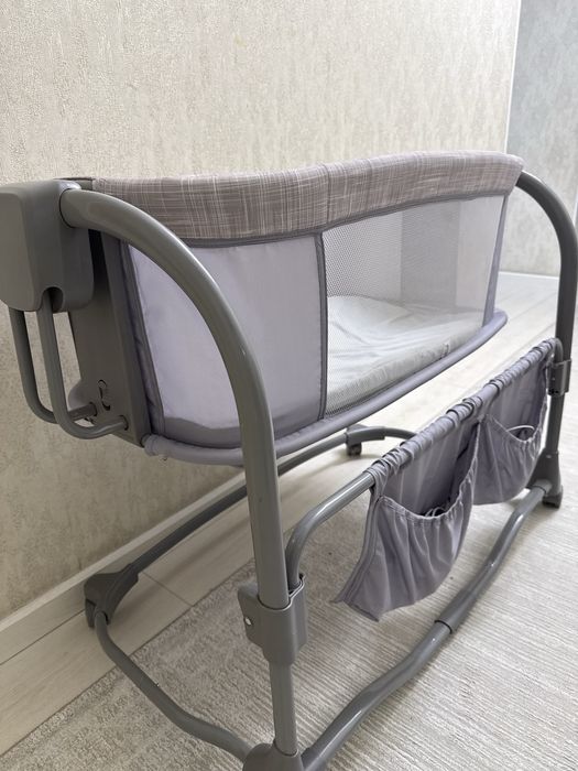 Продам электрическую манежку