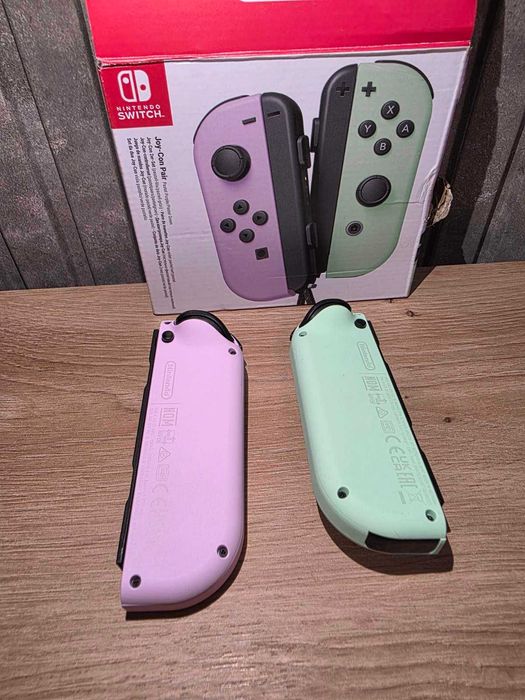 Оригинални Nintendo Switch Joy-Con контролери (ляв + десен)