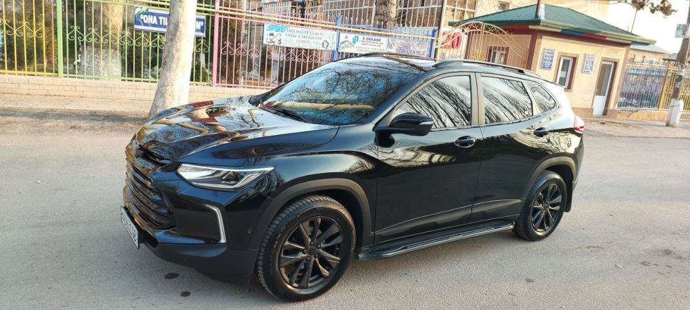 Автомобиль Трекер2