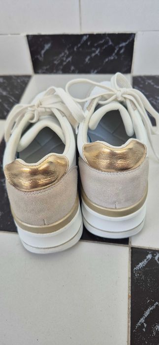 Маратонки  Tendenz