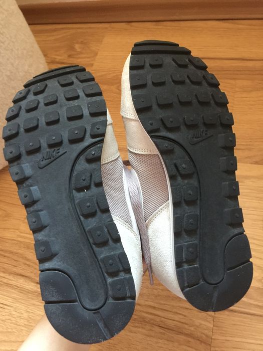 Дамски маратонки Nike