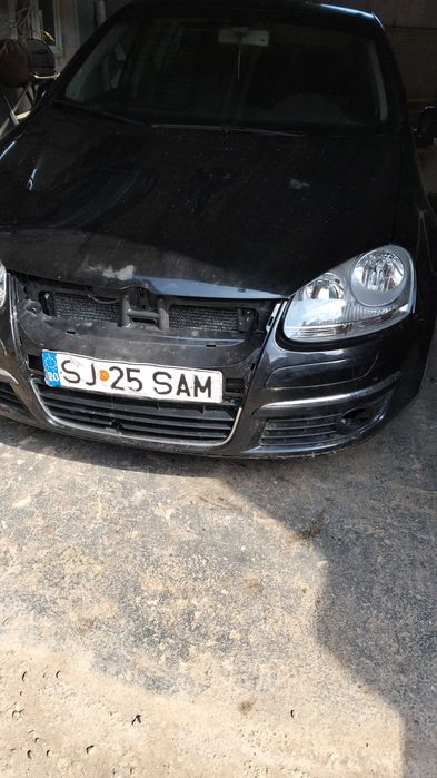 Vînzare Masina Golf 5 pt dezmebrat