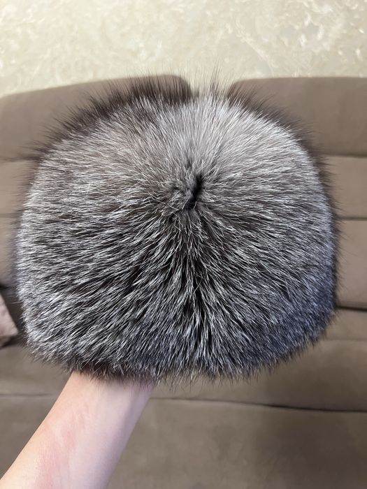 Женская шапка из чернобурки