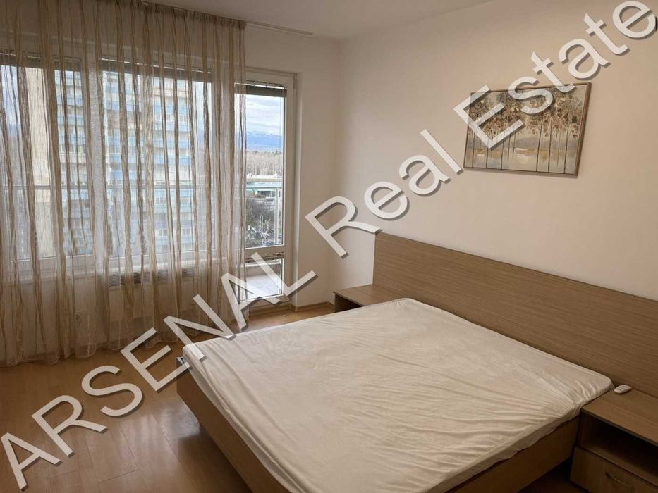 Тристаен апартамент под наем, Хаджи Димитър