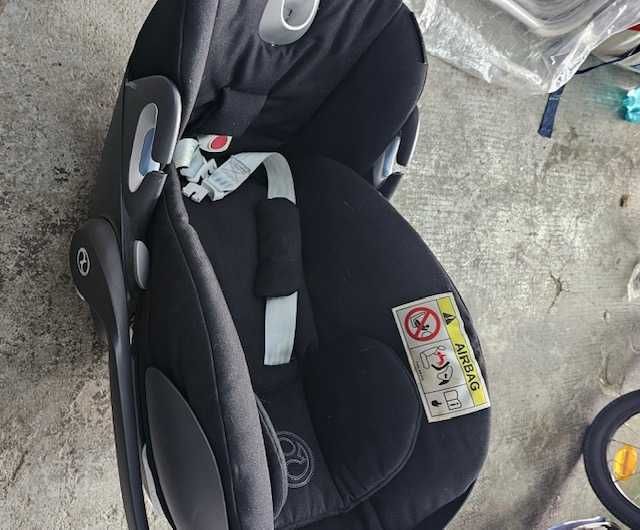 Vand Scoica auto pentru copii Cybex Platinum Cloud Z (0-24 luni)