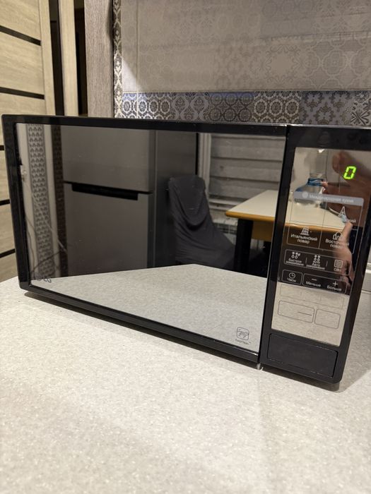 Продам микроволновую печь