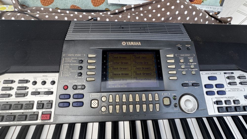 Orga Yamaha PSR 9000