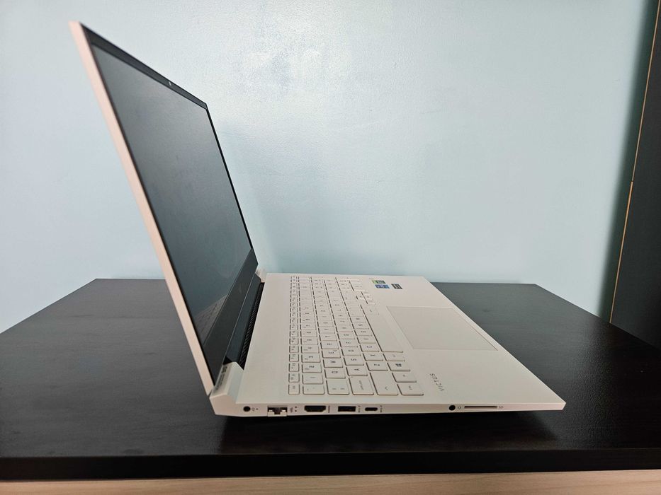 Лаптоп Gaming Victus by HP 16-d0005nq, Ceramic White