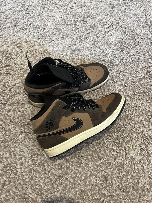 Nike Jordan 1 Mid “Dark Chokolate”-оригинални мъжки маратонки