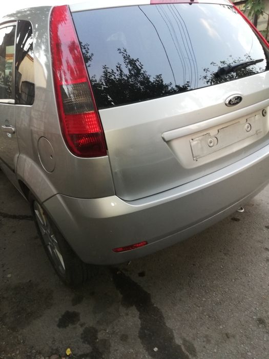 Форд фиеста на части 1.4 тдци 68коня 2005год