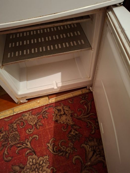 Продам холодильник бирюса