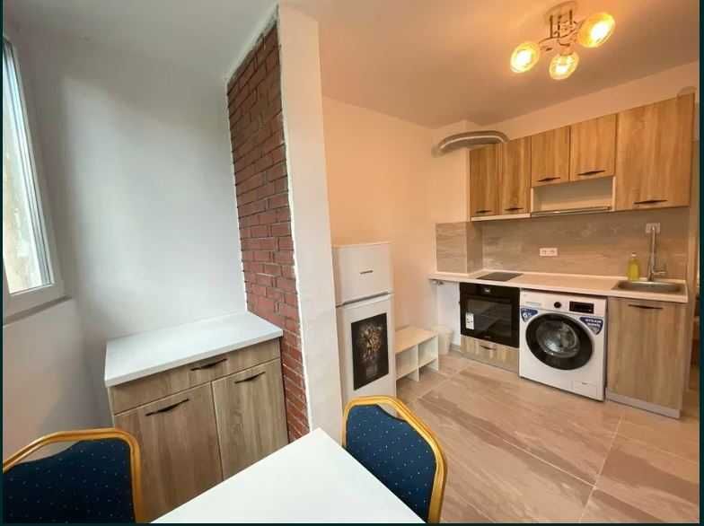 Дава се под наем Двустаен апартамент в София, Полигона - 75 кв.м за 561 € - Снимка #3