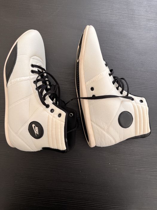 Дамски спортни обувки Найк / Nike - размер  40