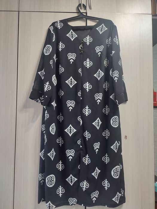 Платья взрослые женское и детское