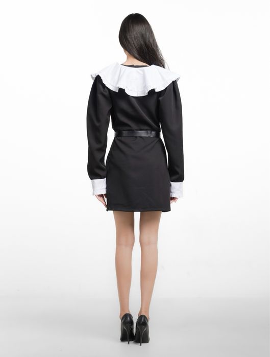 Платье новое.